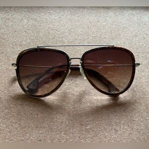 Alice + Olivia Lincoln Aviator Sunglasses in Tortoiseshell/Burlwood